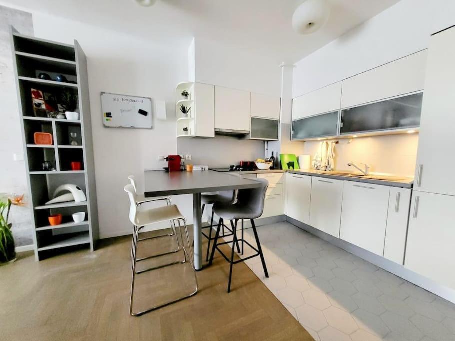 Appartamento Urban Oasis: Stylish Retreat Zagabria Esterno foto