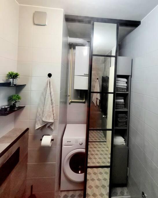 Appartamento Urban Oasis: Stylish Retreat Zagabria Esterno foto